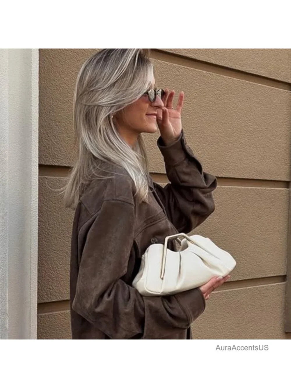 Cloud-Shaped Faux Leather Metal Frame Clutch with Magnetic Snap - Elegant